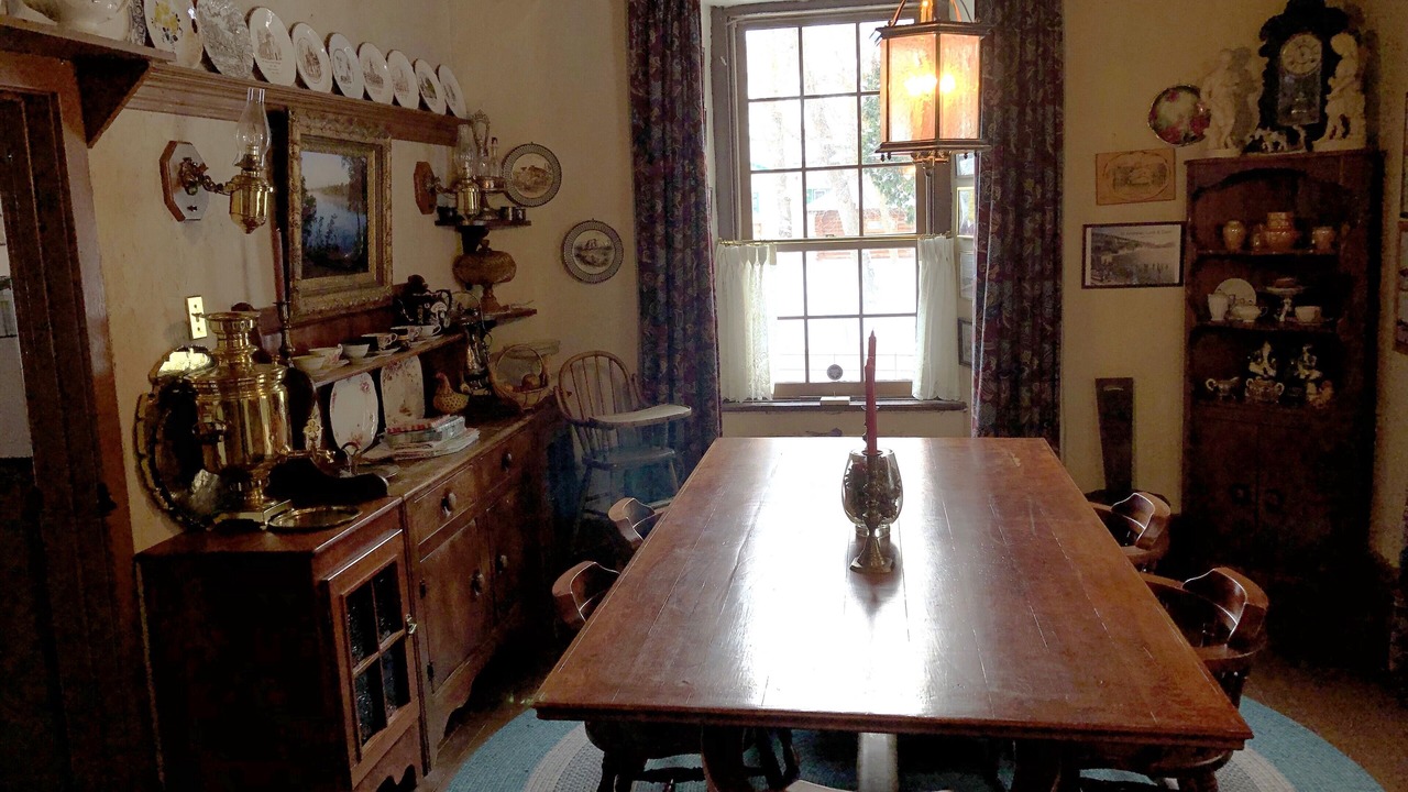 Photo of Bedroom in Old England