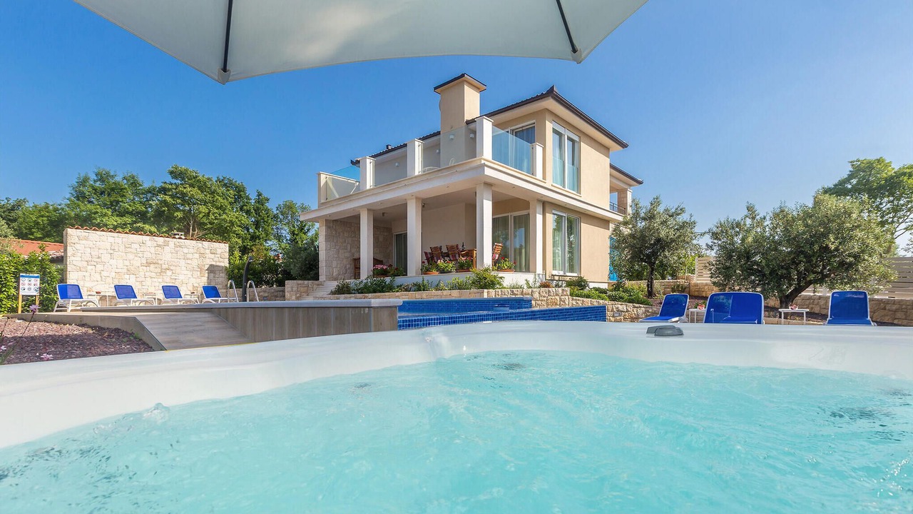 Photo of Outdoor in Milovcici