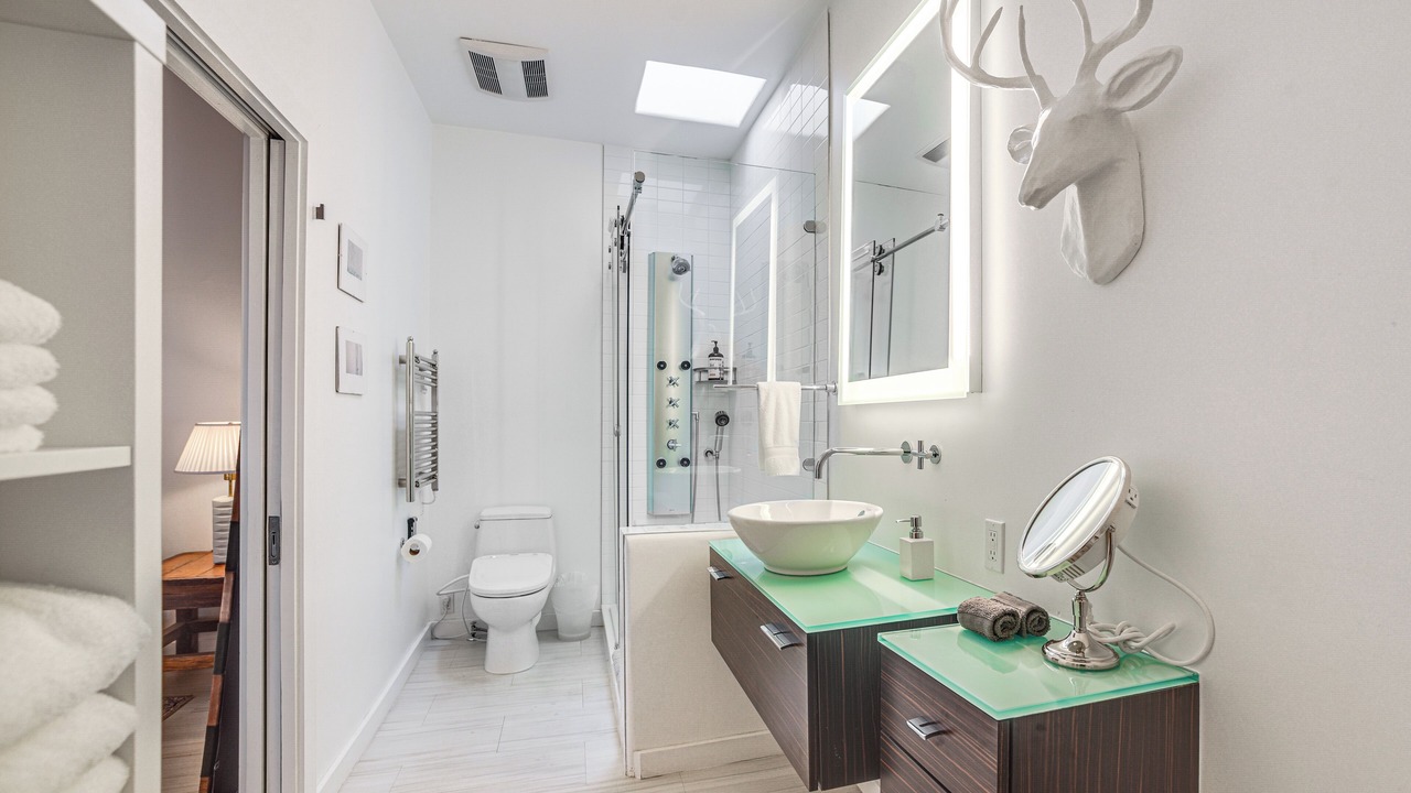 Photo of Bathroom in Nambe Pueblo