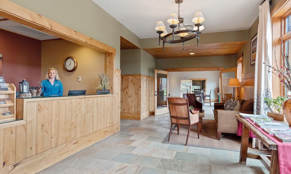 Photo of Others in Victor