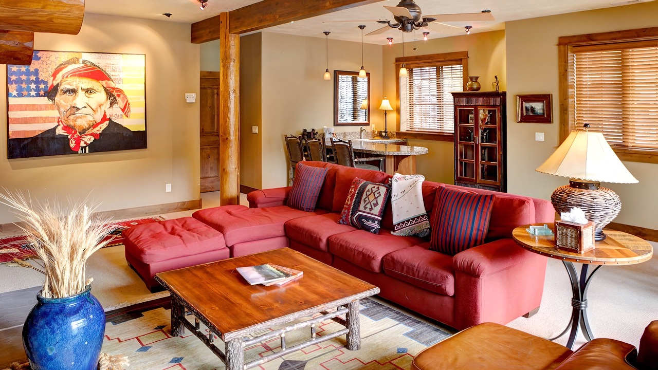 Photo of Livingroom in Victor