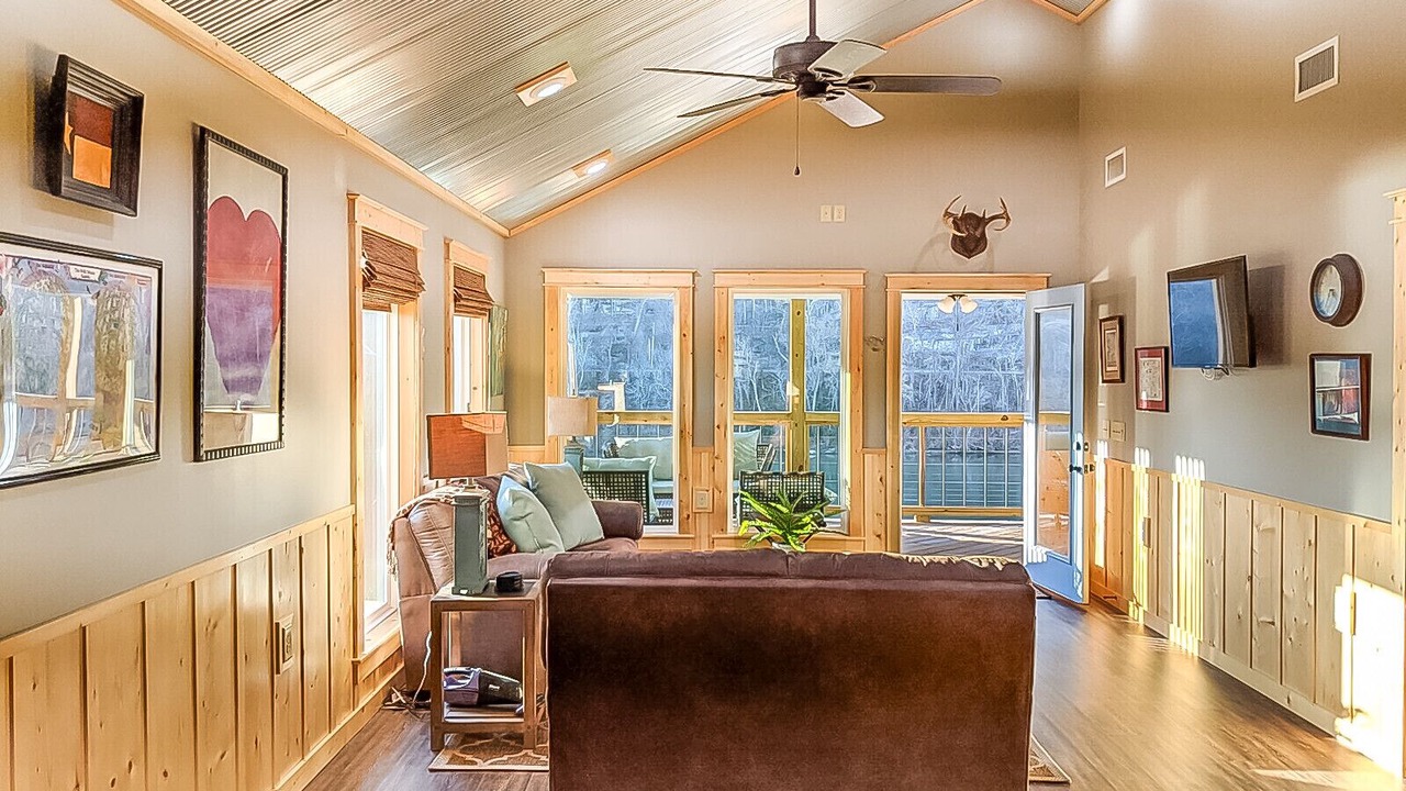 Photo of Livingroom in Mountain View