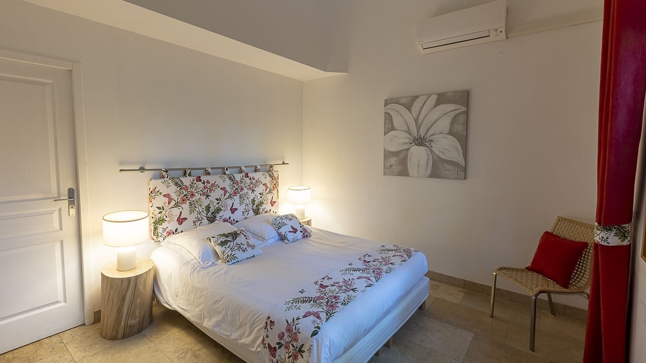 Photo of Bedroom in Avignon