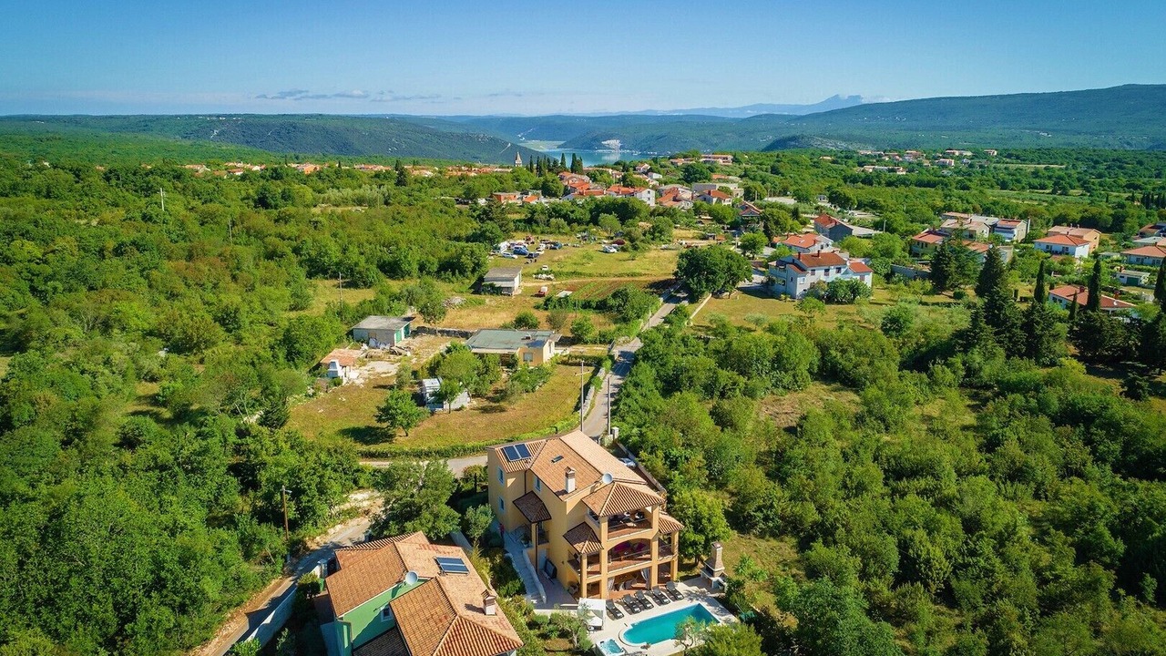 Photo of Outdoor in Rakalj