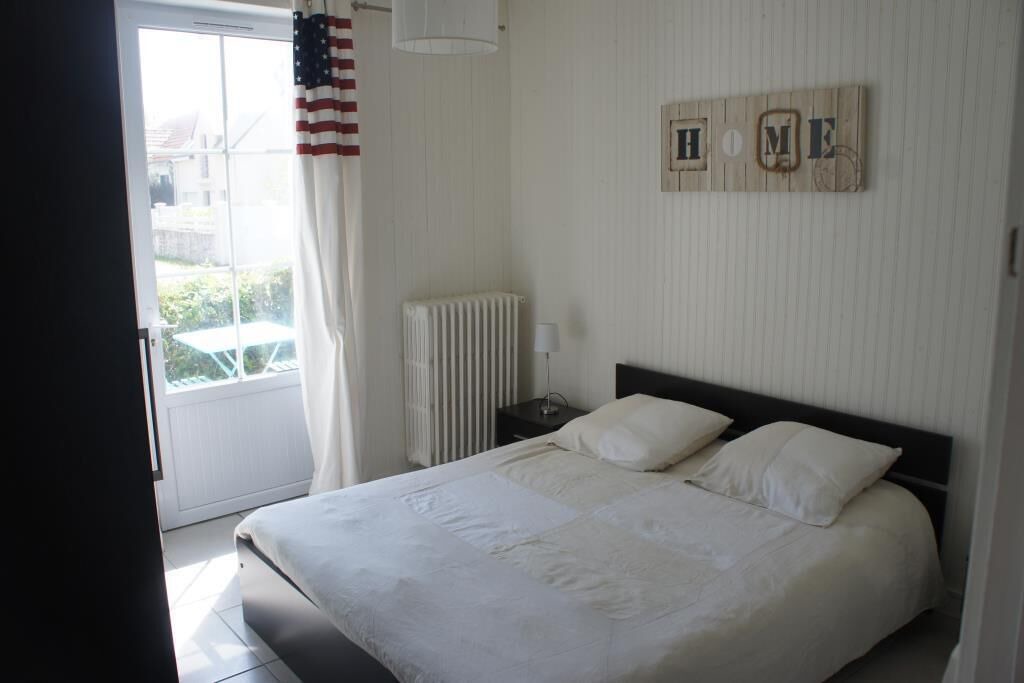 Photo of Bedroom in Le Pouliguen
