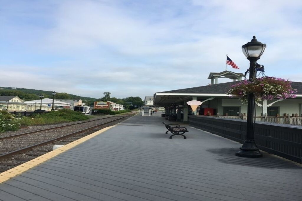 Photo of Others in Weirs Beach