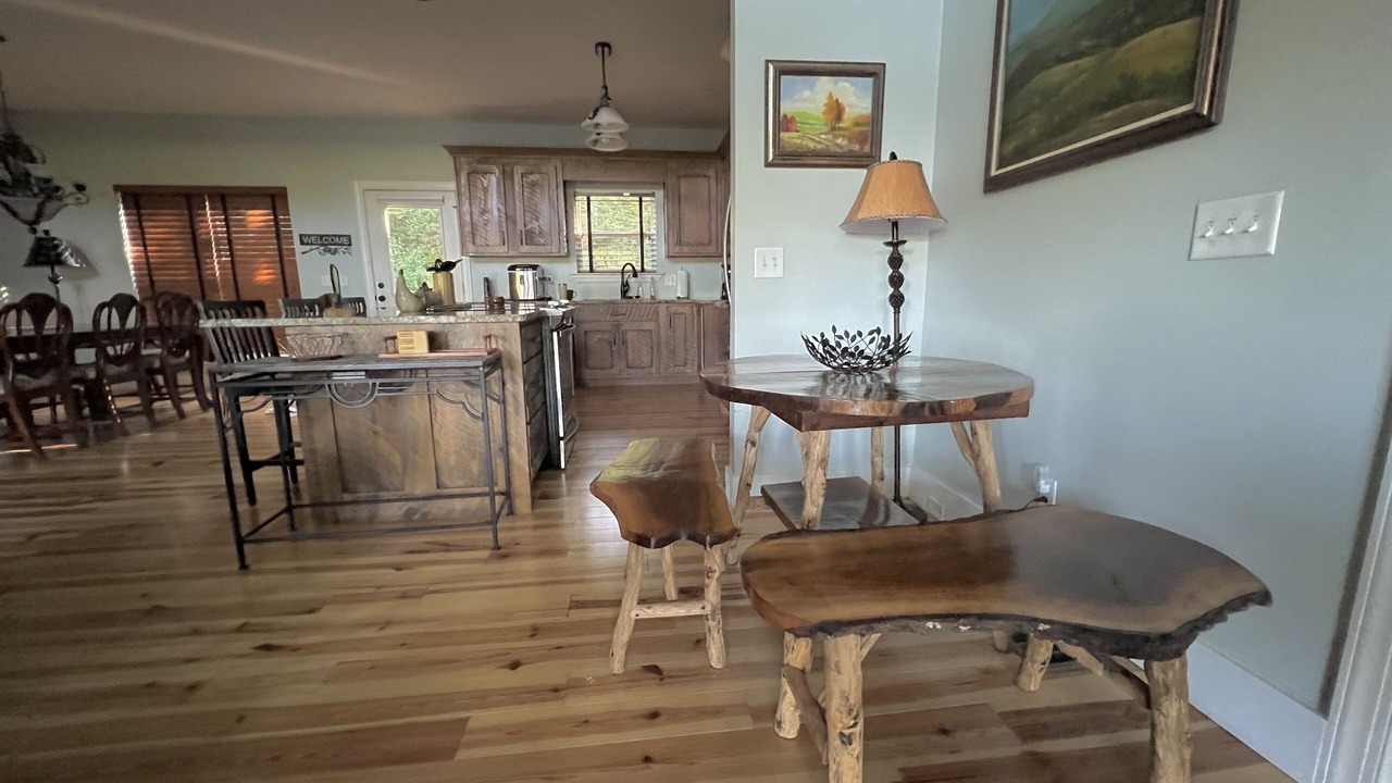 Photo of Others in Dillard