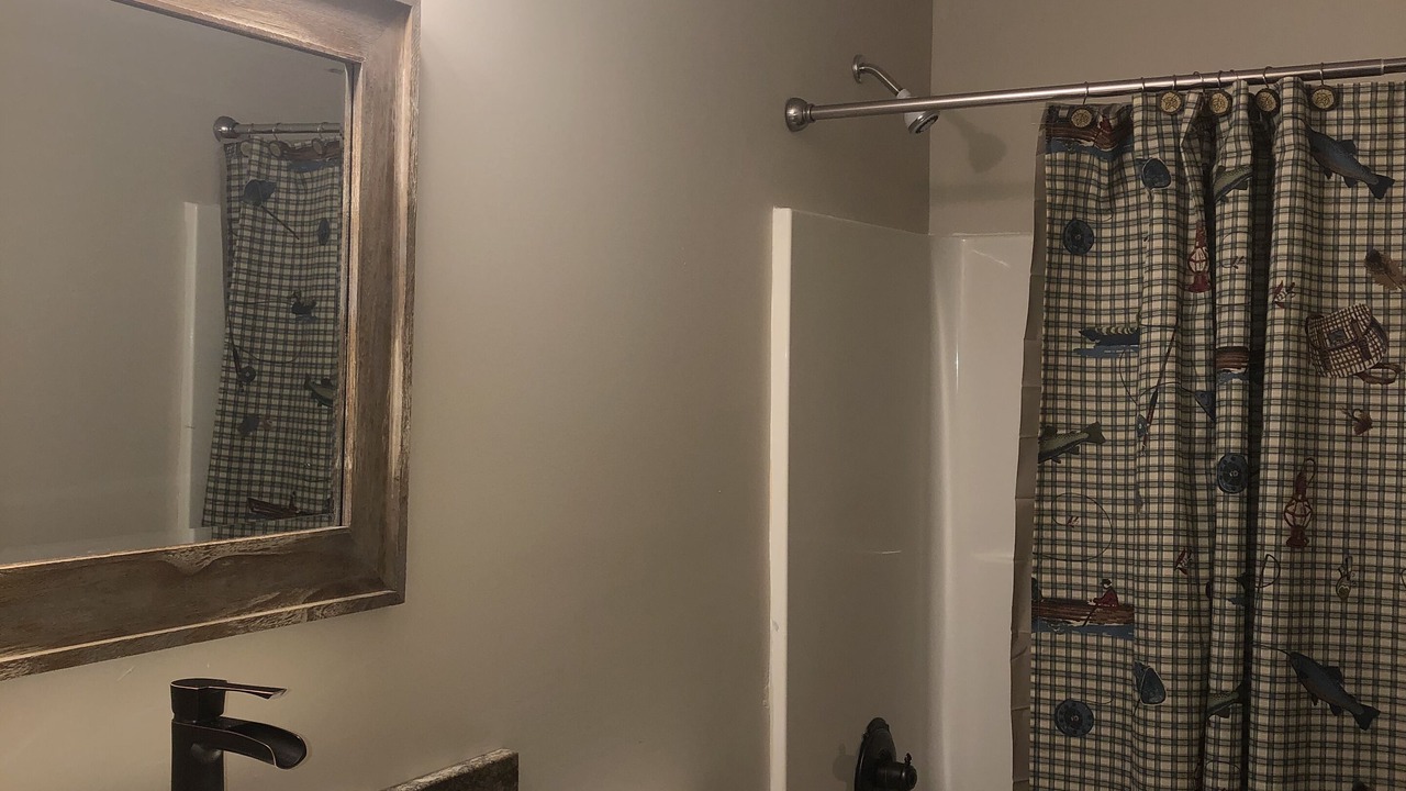 Photo of Others in Dillard