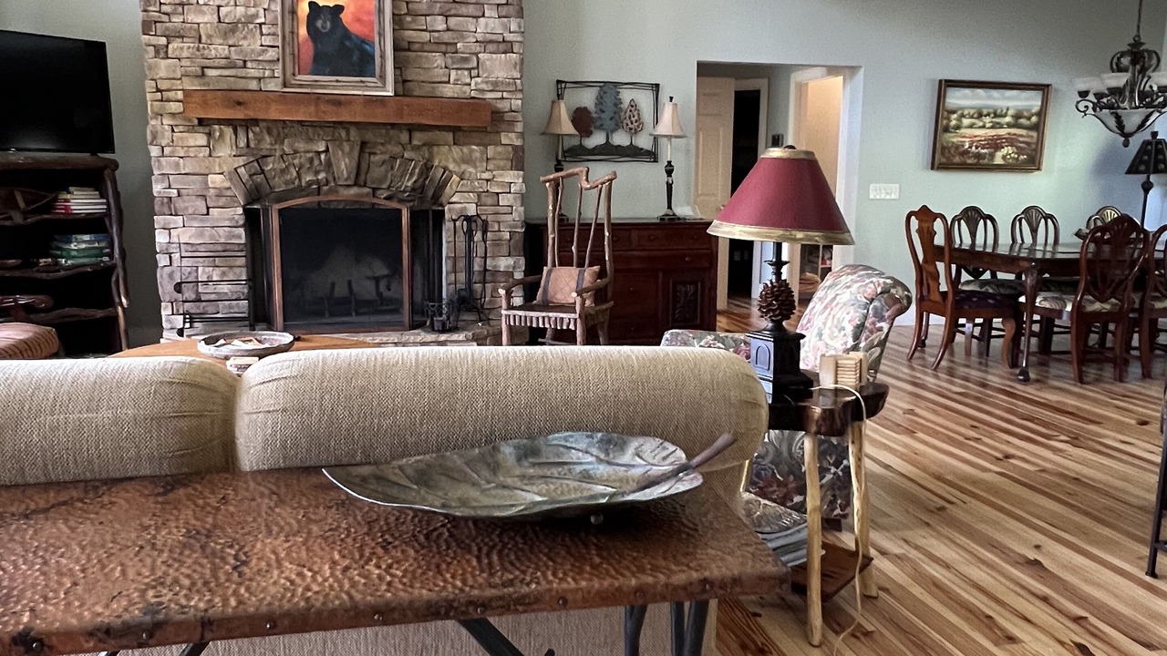 Photo of Bedroom in Dillard