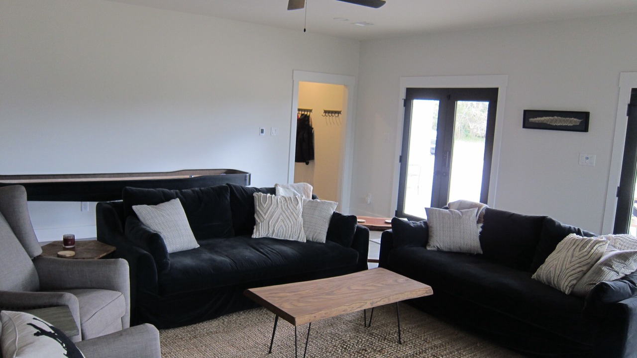 Photo of Livingroom in College Station