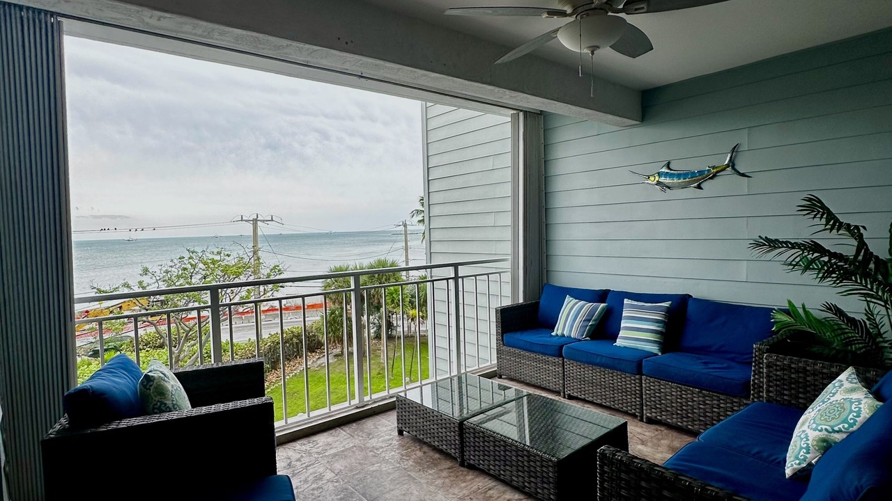 Photo of Livingroom in Key West