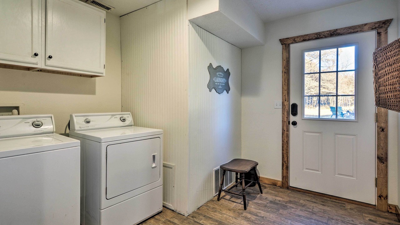 Photo of Bedroom in Garland