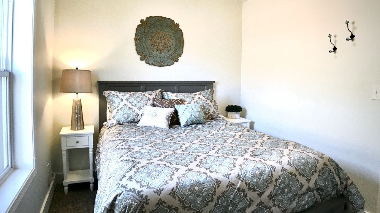 Photo of Others in Depot Bench