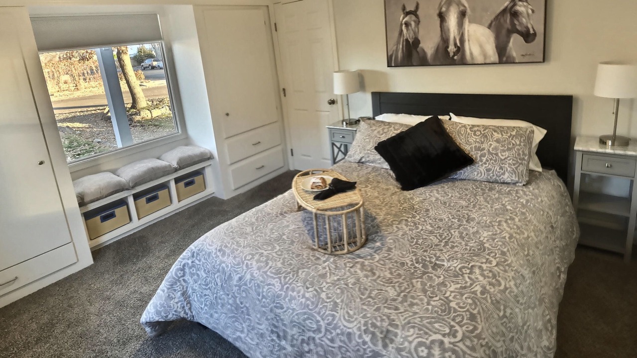 Photo of Others in Depot Bench