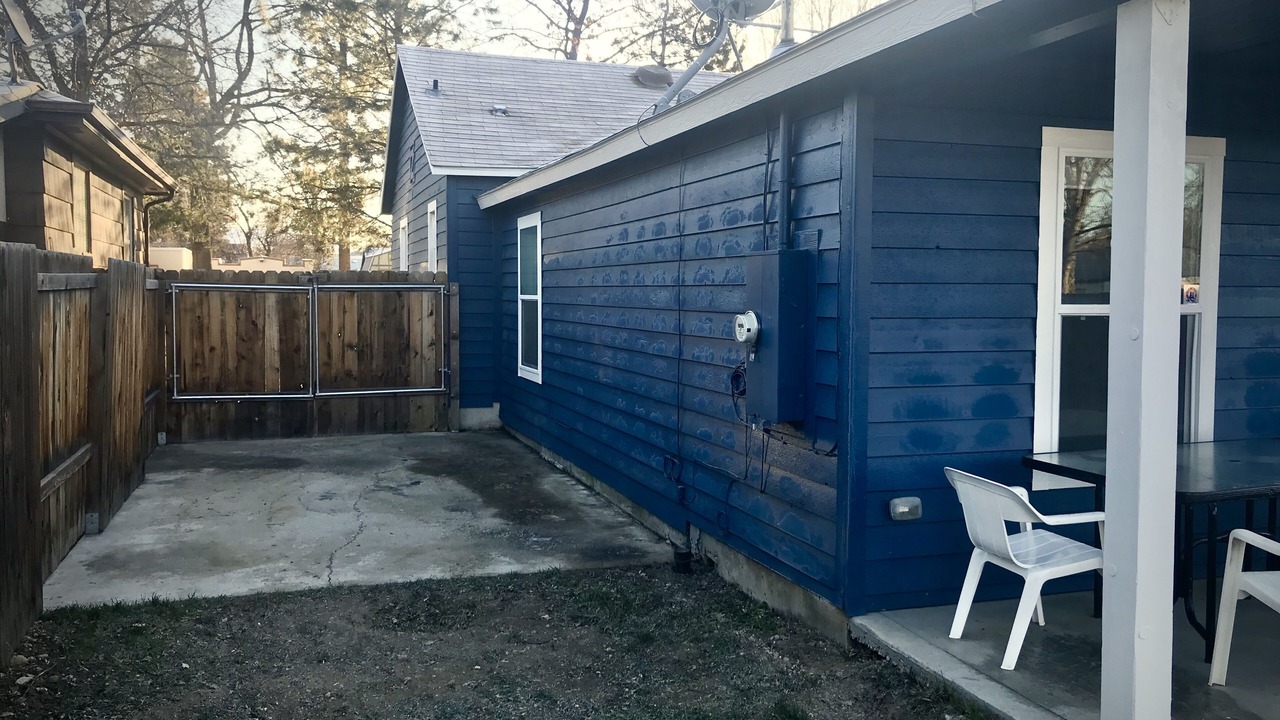 Photo of Others in Depot Bench