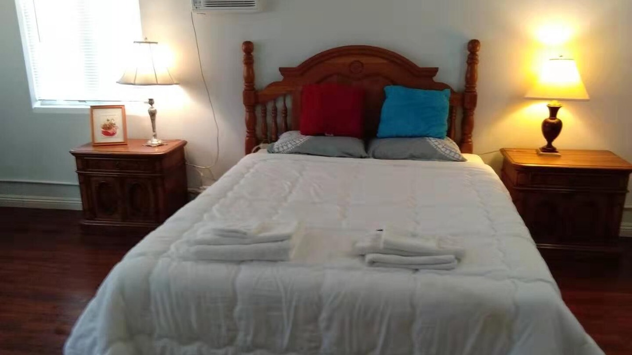 Photo of Bedroom in Rowland Heights