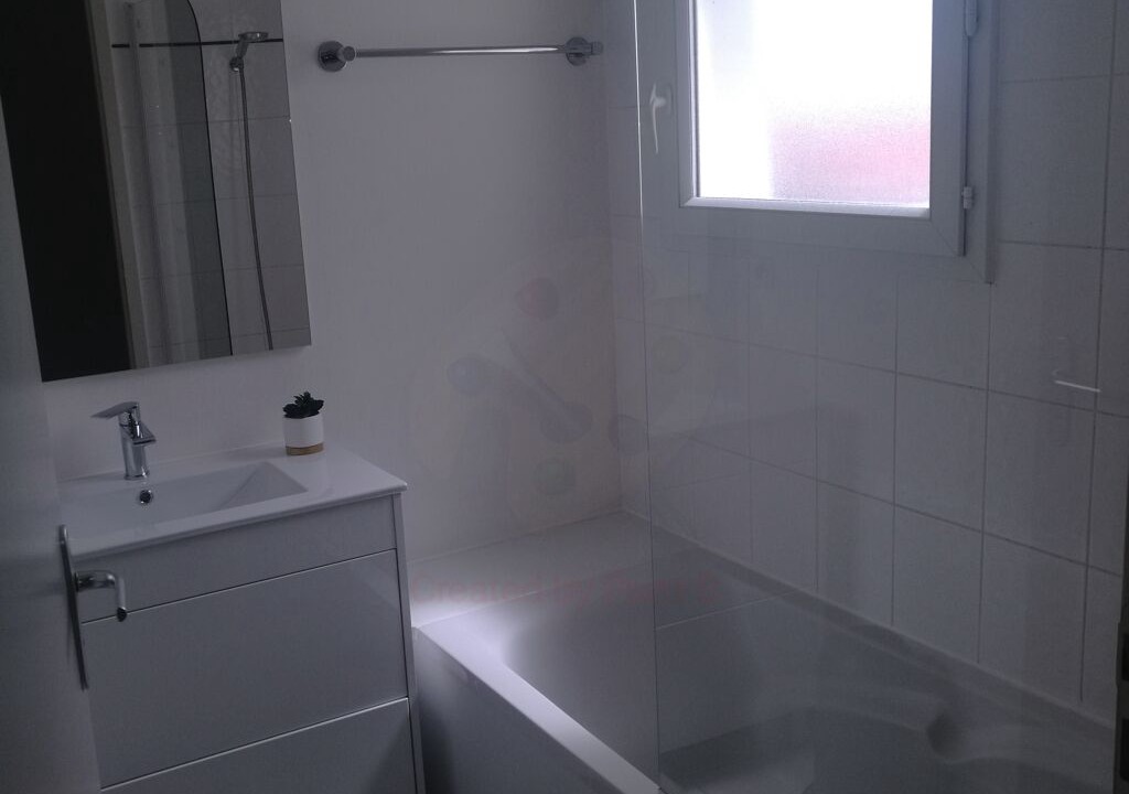 Photo of Bathroom in Chateau-d'Olonne