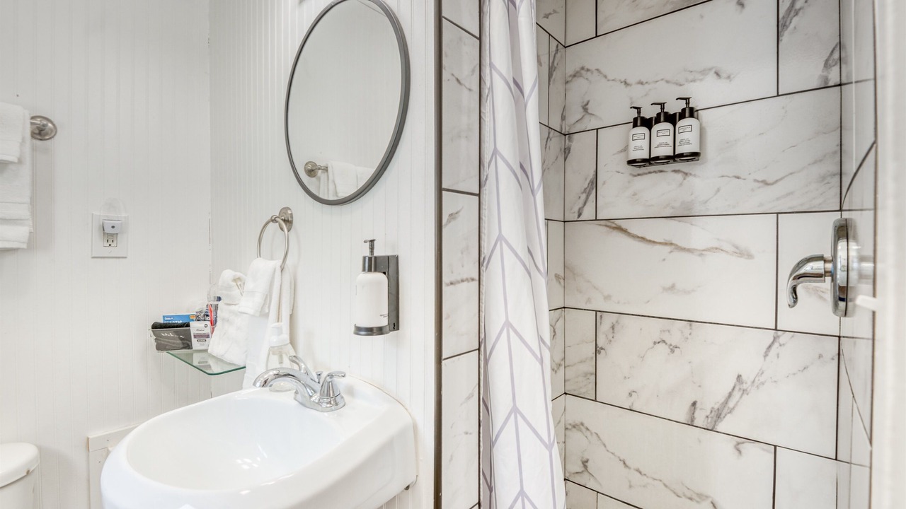 Photo of Bathroom in Depoe Bay