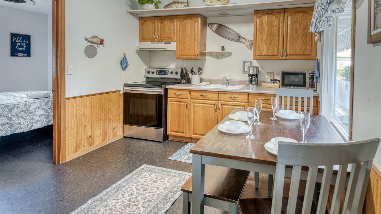 Photo of Kitchen in Depoe Bay