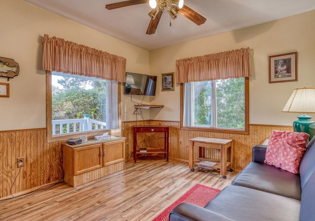 Photo of Bedroom in Depoe Bay