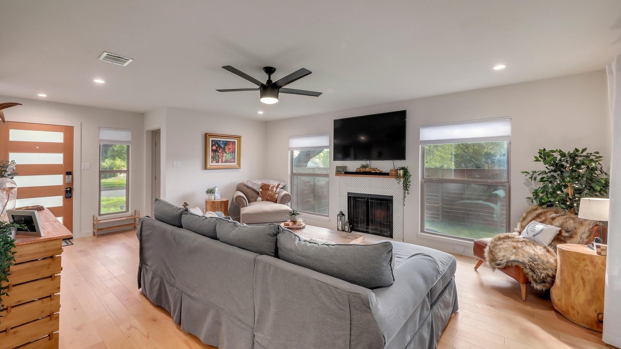 Photo of Livingroom in Quail Hollow