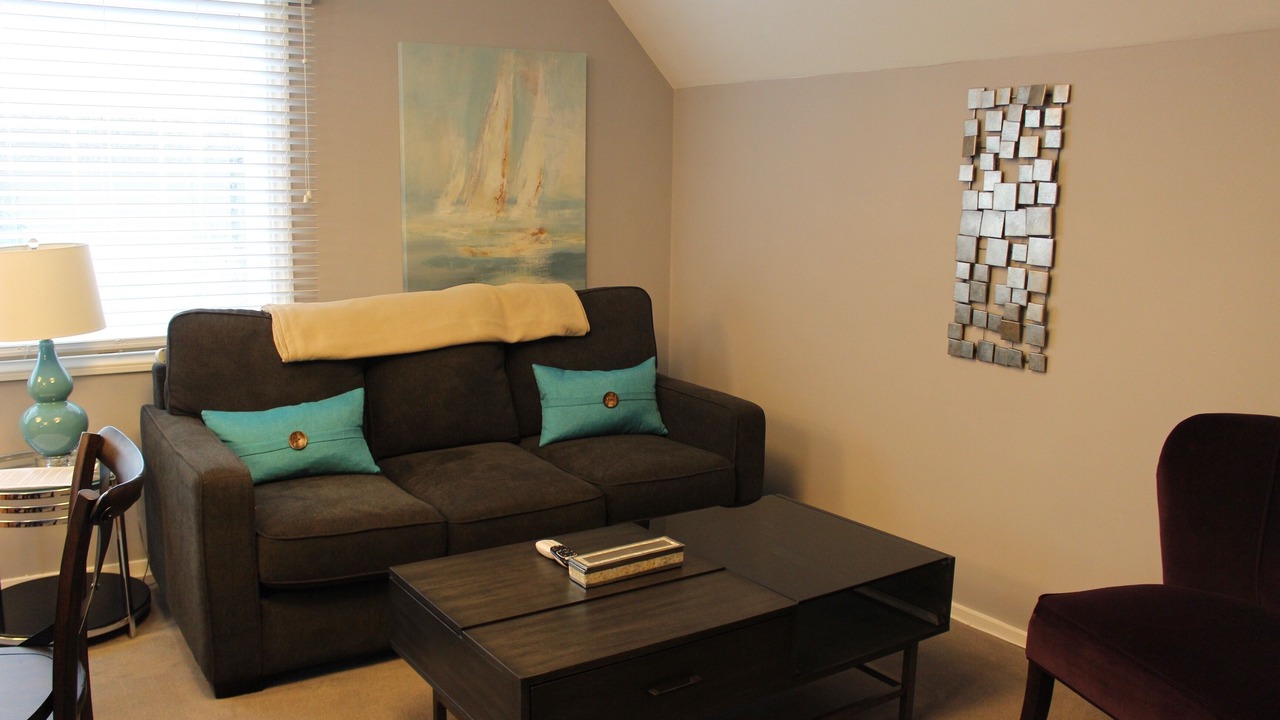 Photo of Livingroom in North Central