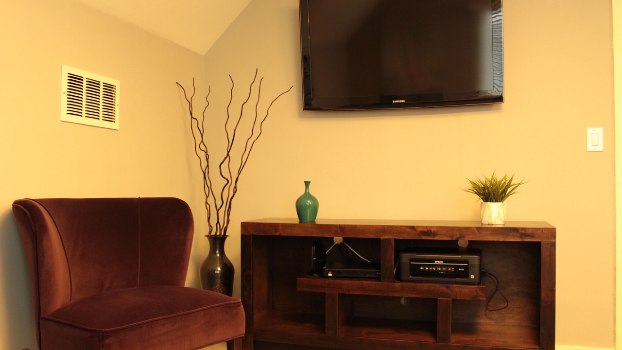 Photo of Livingroom in North Central