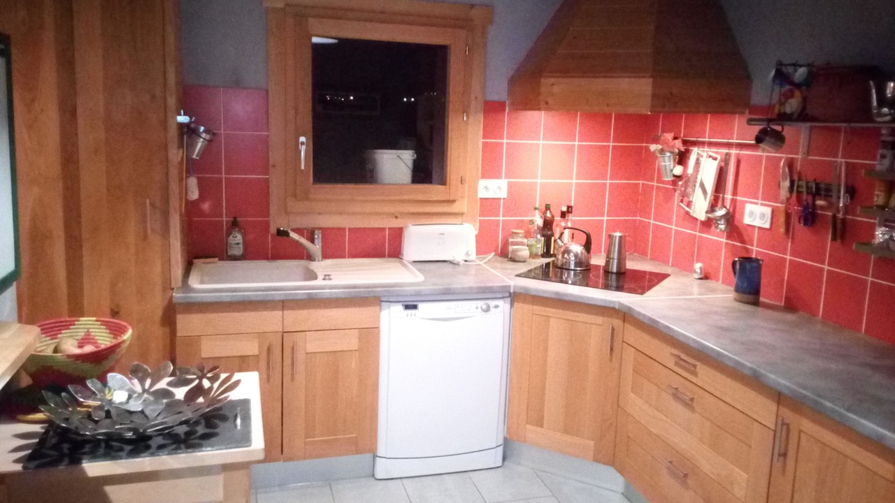 Photo of Kitchen in Saint-Julien-en-Vercors