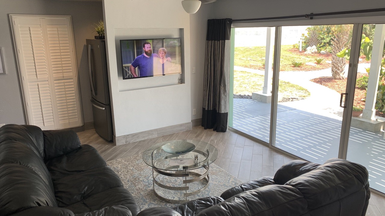 Photo of Livingroom in Ormond Beach