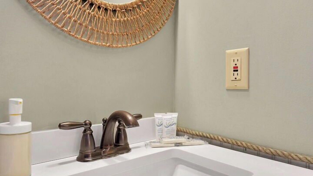 Photo of Bathroom in Tonawanda