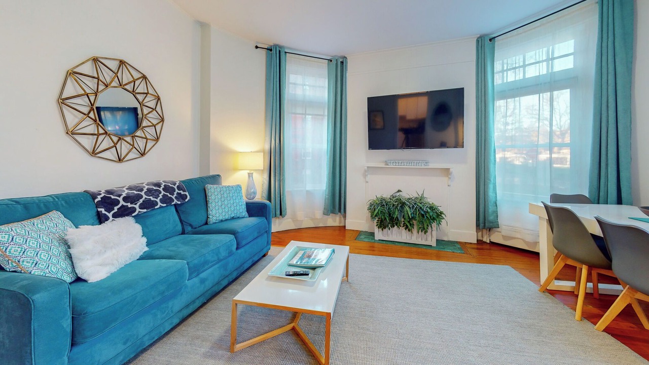 Photo of Bedroom in Cleveland Circle