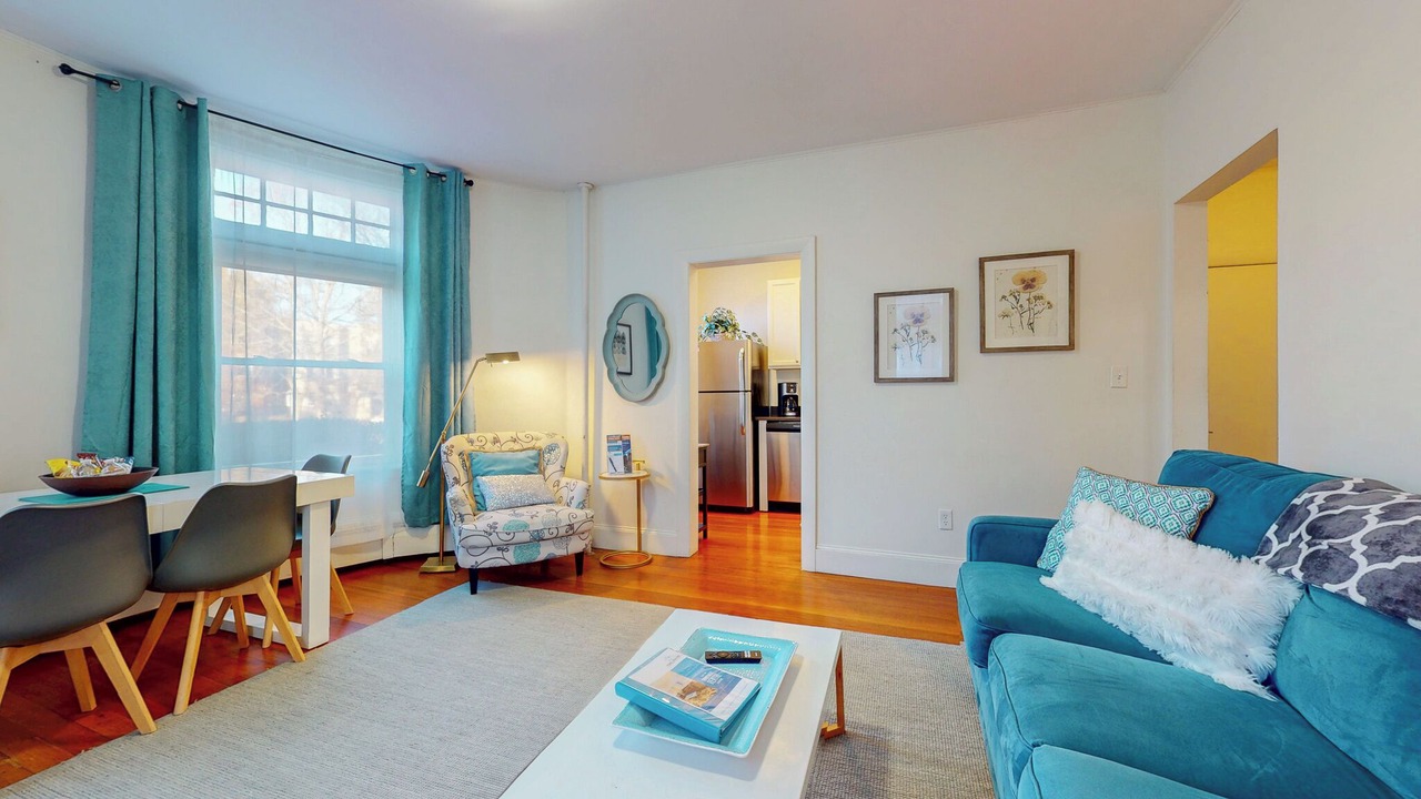 Photo of Bedroom in Cleveland Circle