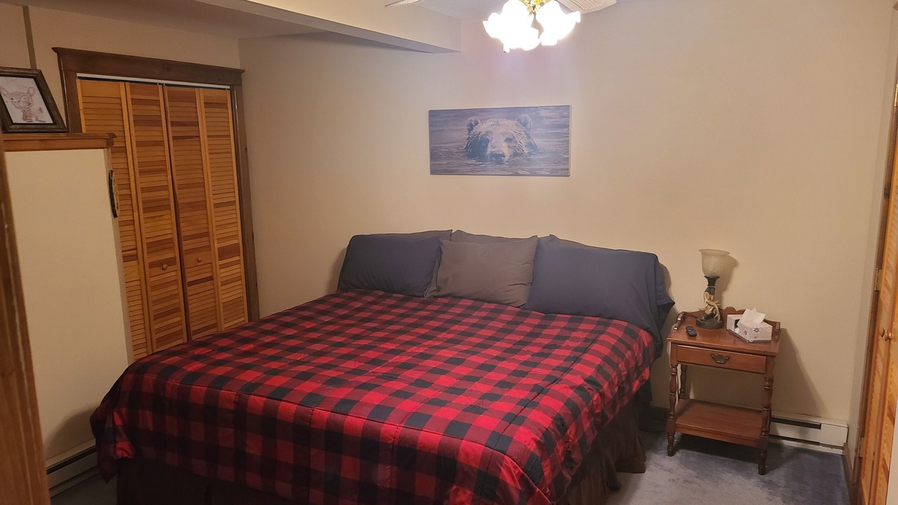 Photo of Bedroom in Town of Webb