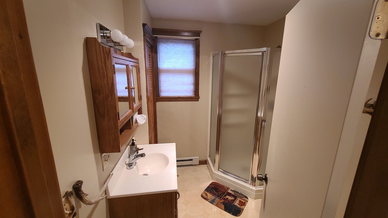 Photo of Bathroom in Town of Webb