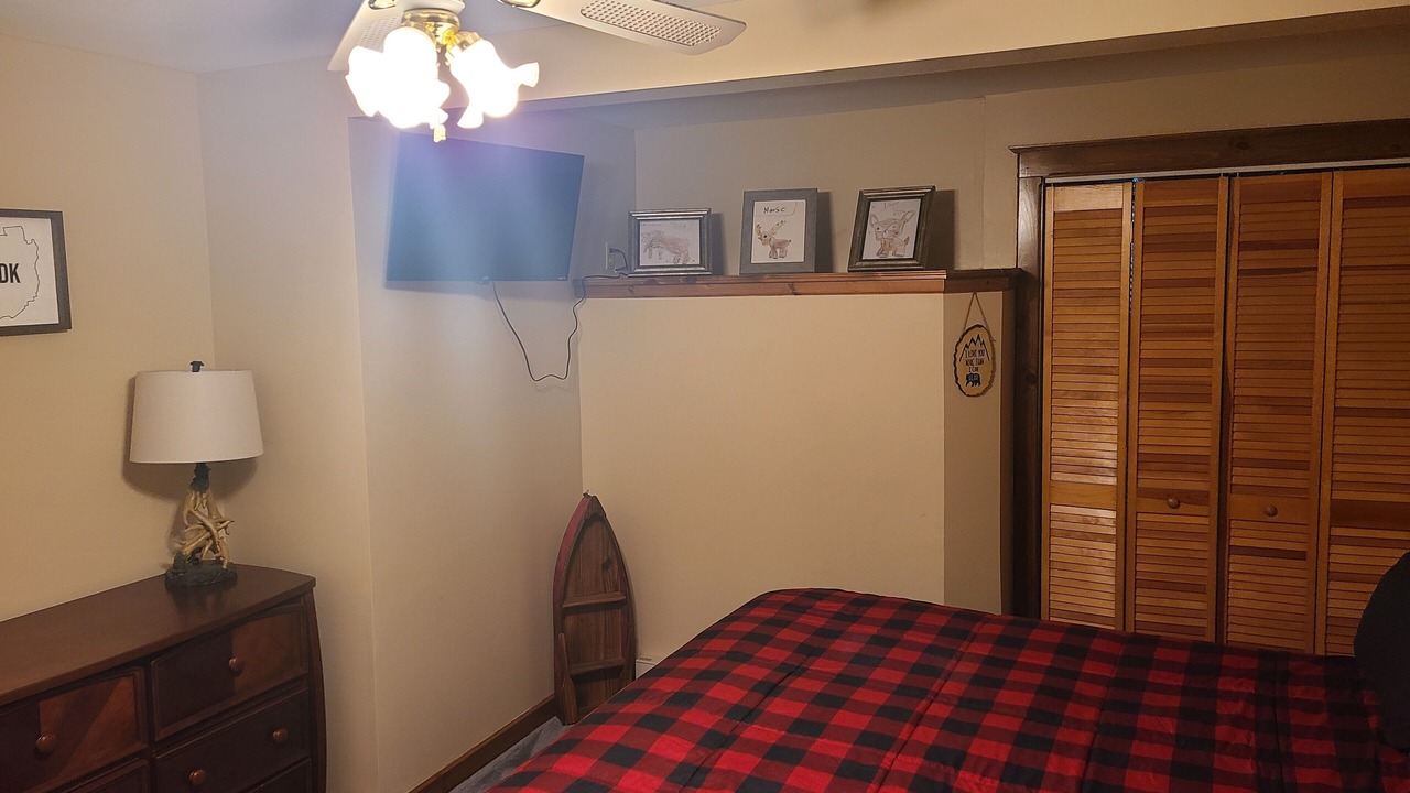 Photo of Bedroom in Town of Webb