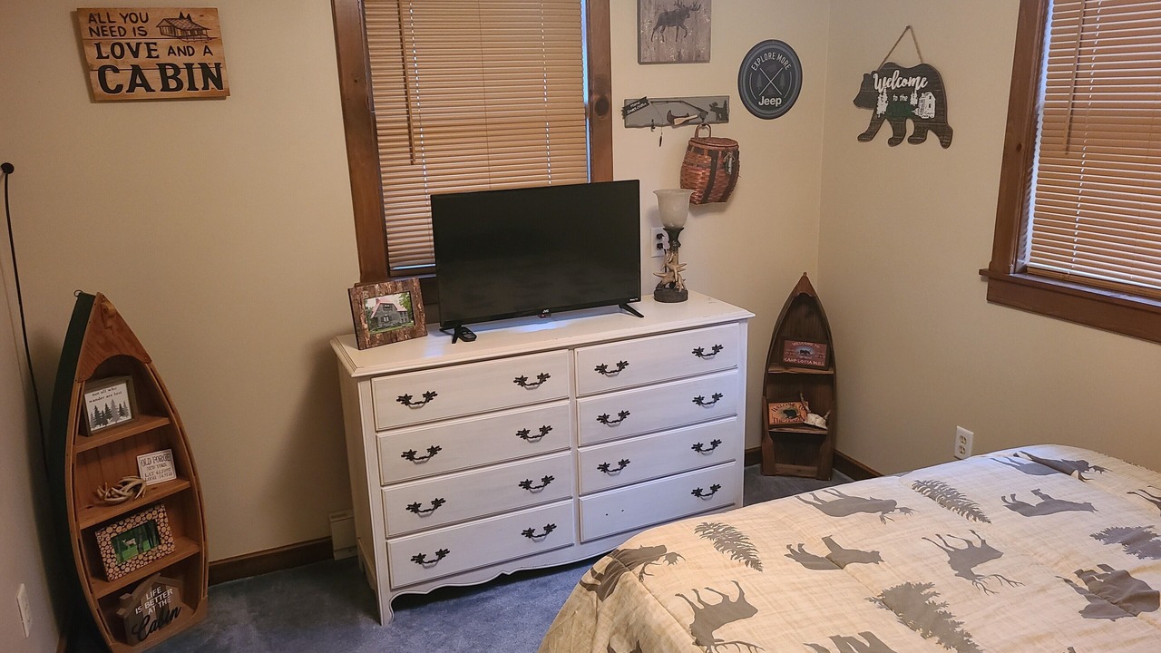 Photo of Bedroom in Town of Webb