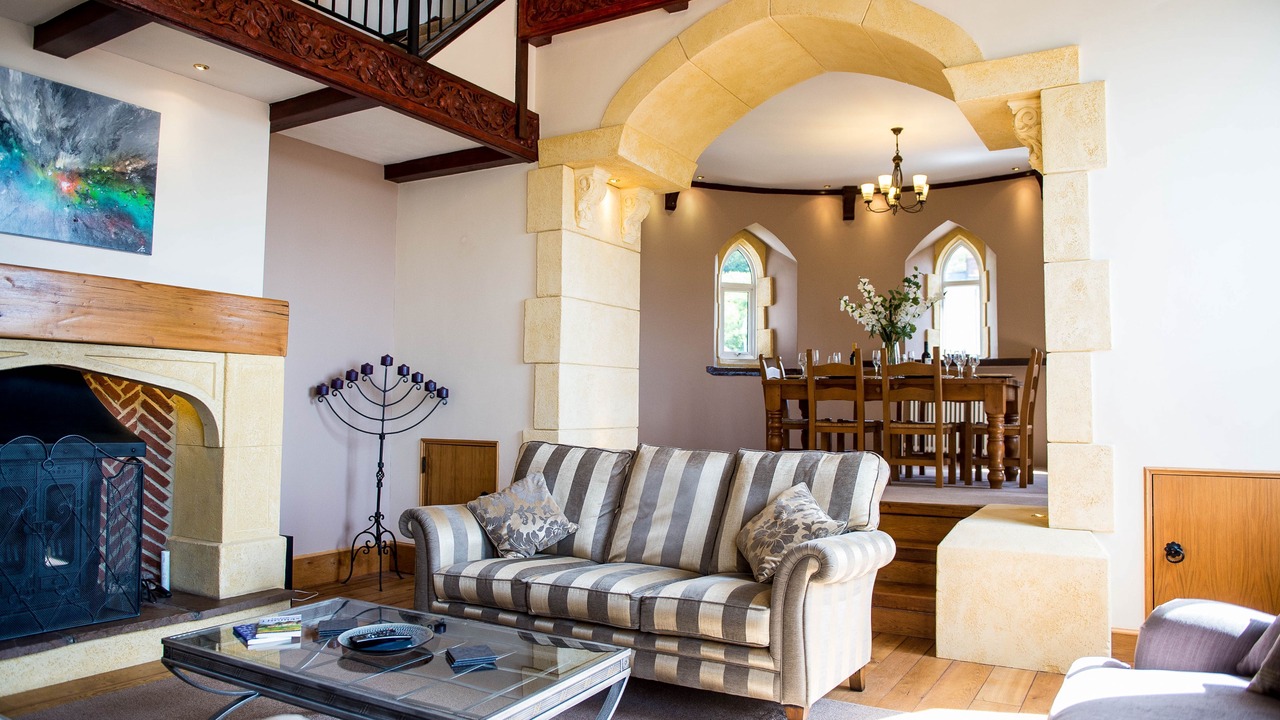 Photo of Livingroom in Llanddowror