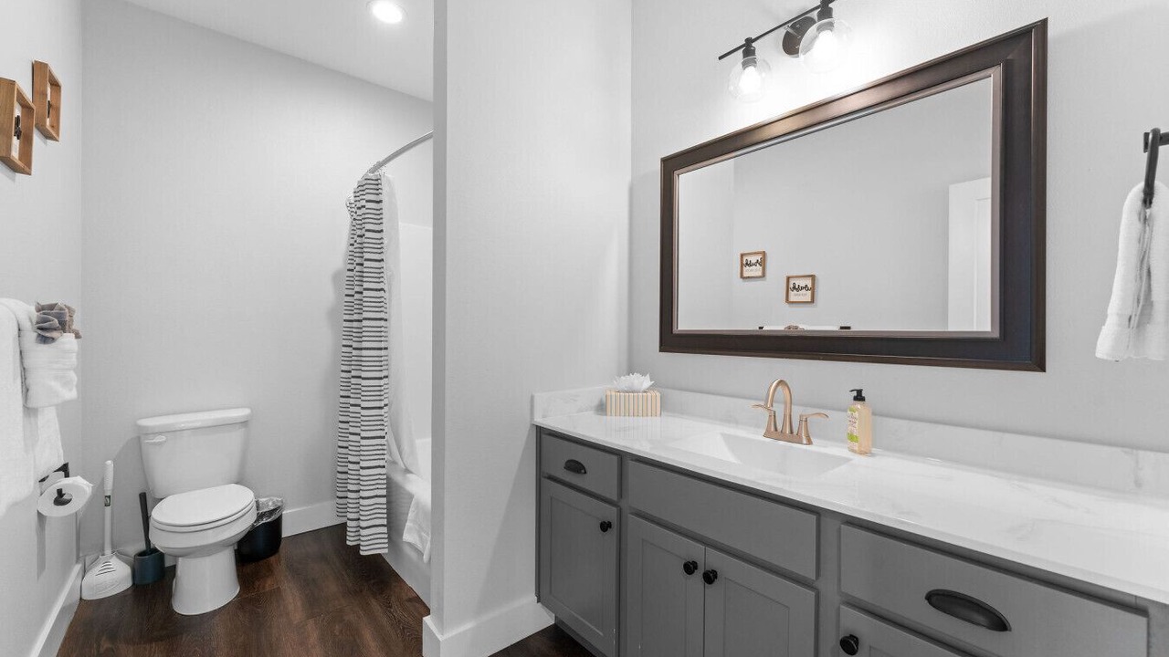 Photo of Bathroom in Table Rock