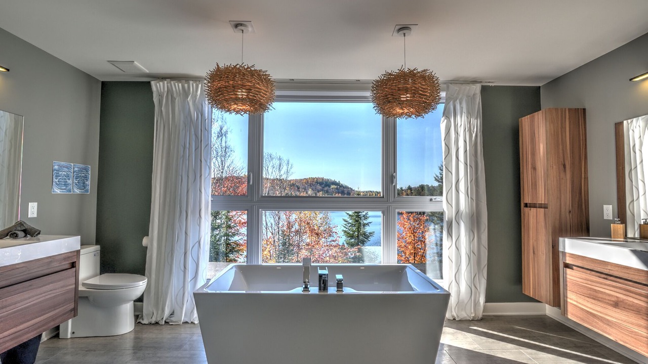 Photo of Bathroom in Chertsey