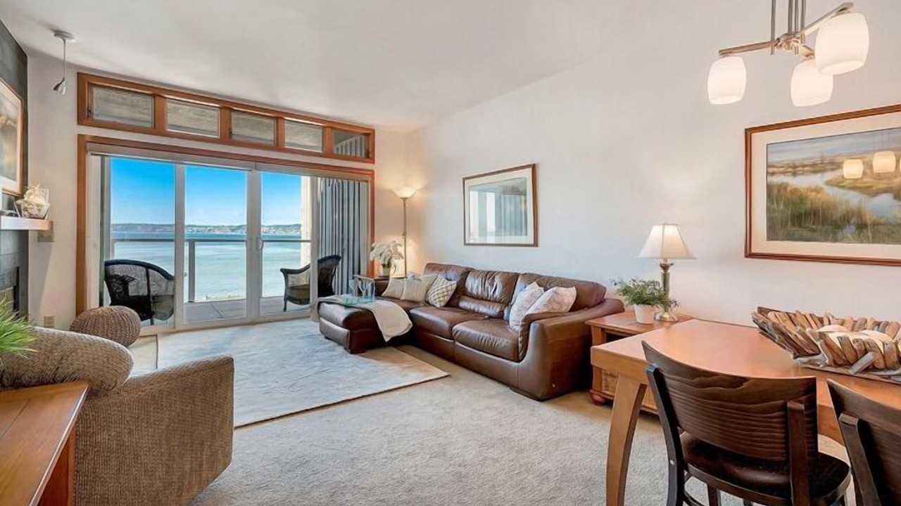 Photo of Livingroom in Blaine