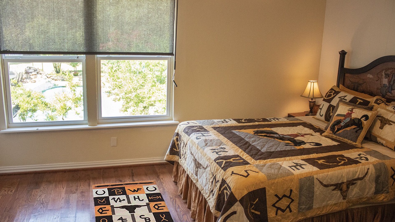 Photo of Bedroom in Copper Canyon