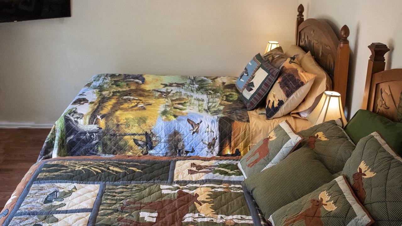 Photo of Bedroom in Copper Canyon