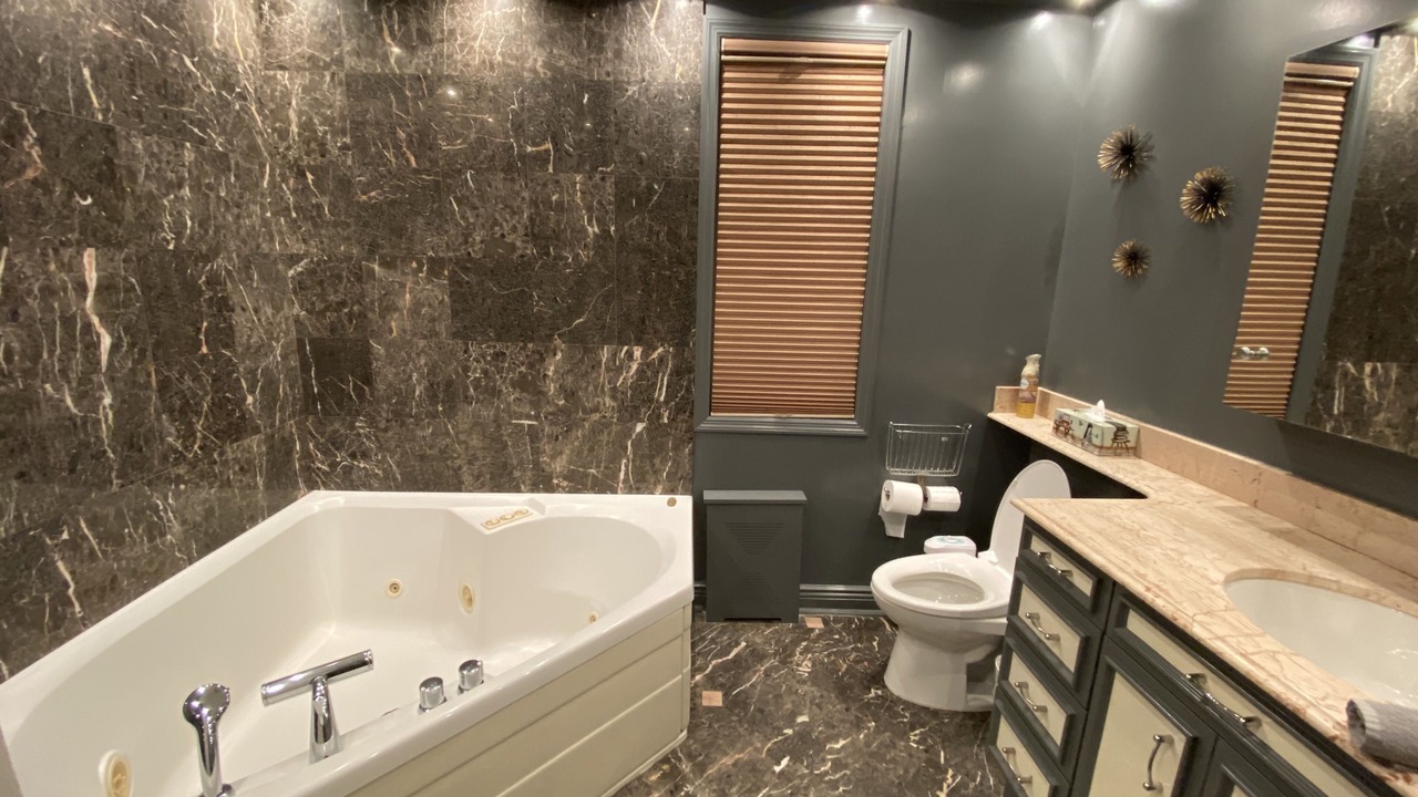 Photo of Bathroom in Ditmars Steinway