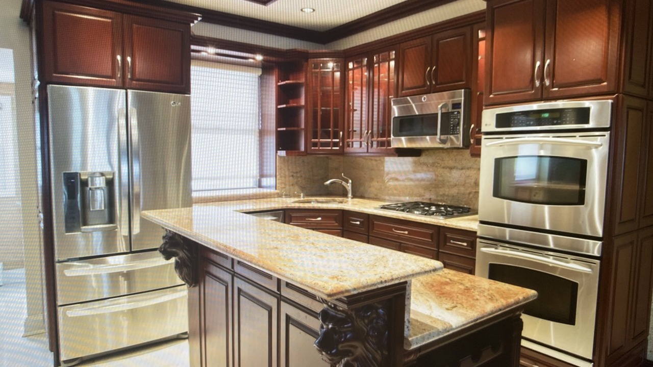 Photo of Others in Ditmars Steinway