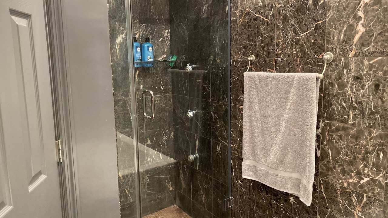 Photo of Others in Ditmars Steinway