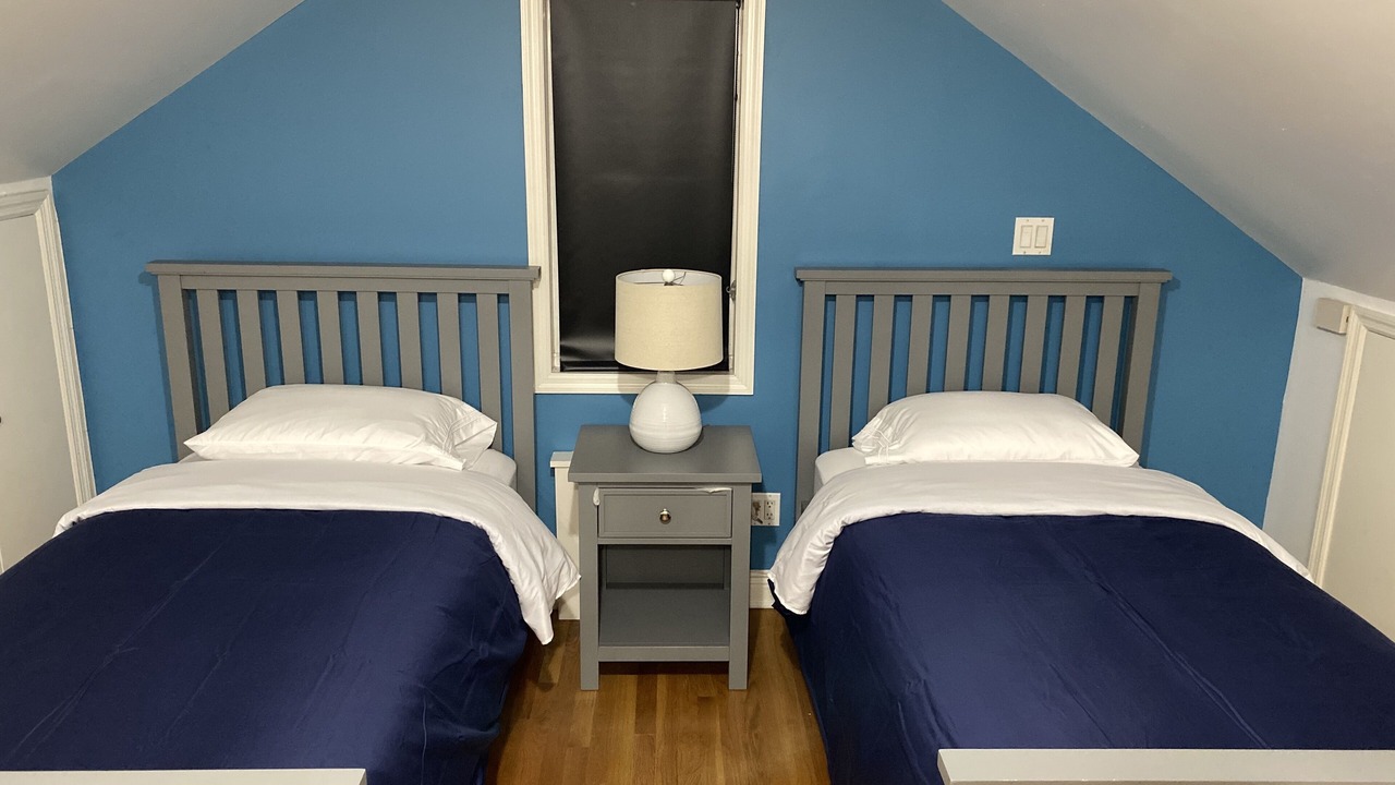 Photo of Others in Ditmars Steinway