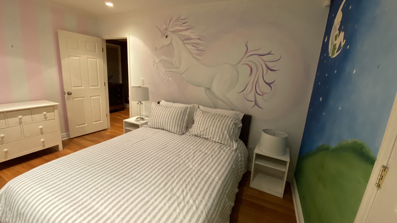 Photo of Others in Ditmars Steinway