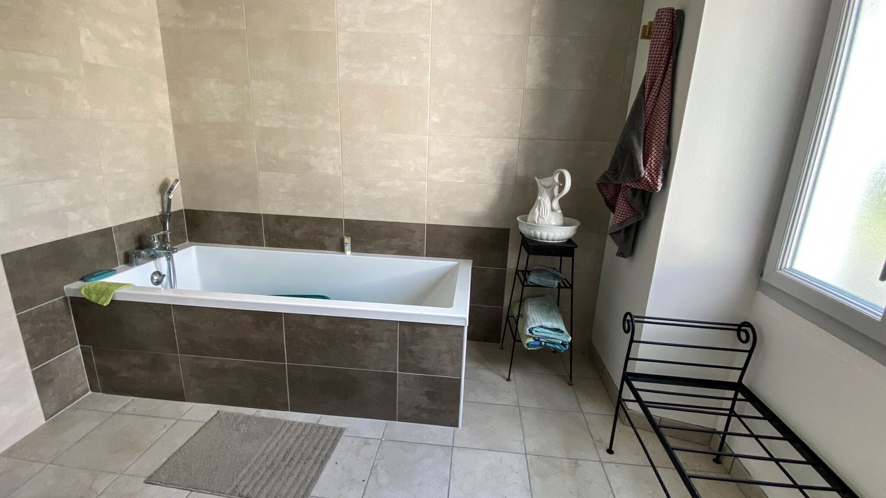 Photo of Bathroom in Ogenne-Camptort