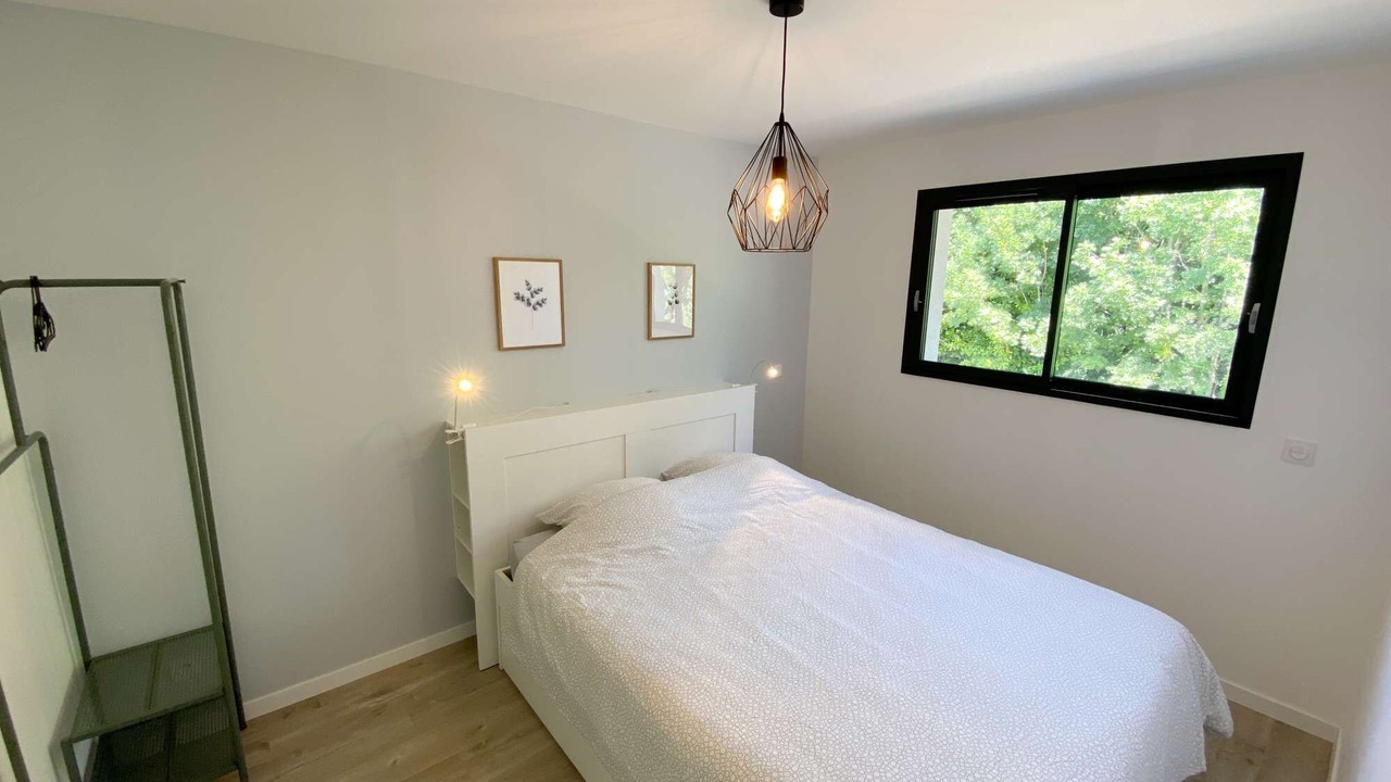 Photo of Others in Bassens