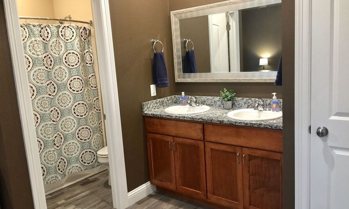 Photo of Bathroom in Branson